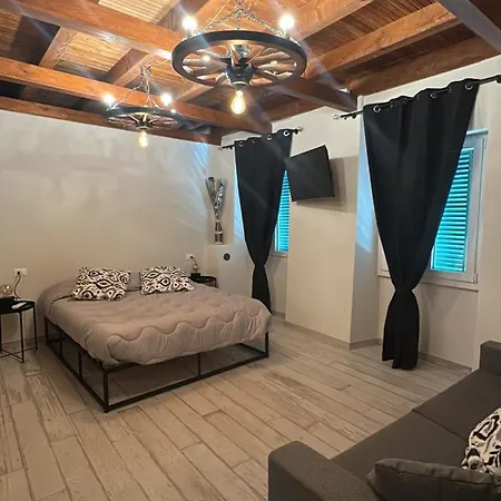 Le Cantine Della Nelli Bed & Breakfast 3*